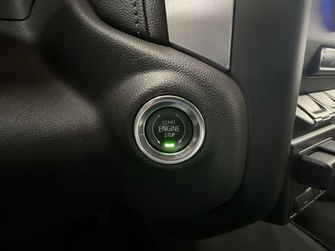 Certified 2019 GMC Sierra 1500 SLT w/ X31 Off-Road Package image 16