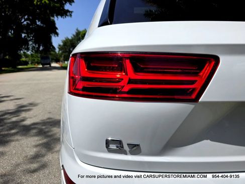 Used 2018 Audi Q7 3.0T Premium AWD/4WD image 49