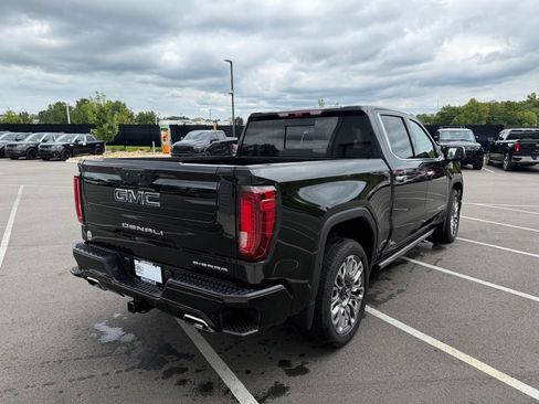 Used 2026 GMC Sierra 1500 Denali Ultimate AWD/4WD image 8