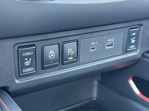 New 2026 Nissan Frontier PRO-4X w/ Pro-4x Convenience Package image 23