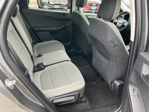 Used 2022 Ford Escape SE w/ Cold Weather Package AWD/4WD image 16