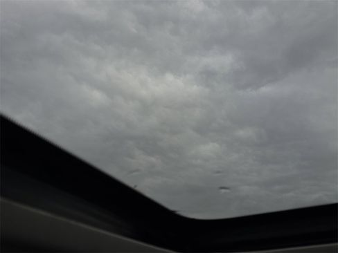 Used 2019 Chevrolet Traverse Premier w/ Redline Edition image 18