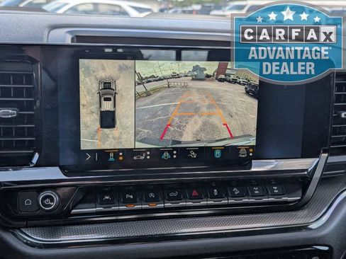 Used 2023 Chevrolet Silverado 1500 ZR2 w/ Technology Package AWD/4WD image 9