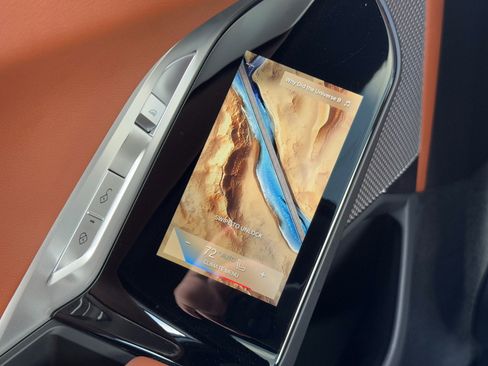 Used 2023 BMW 760i xDrive image 45