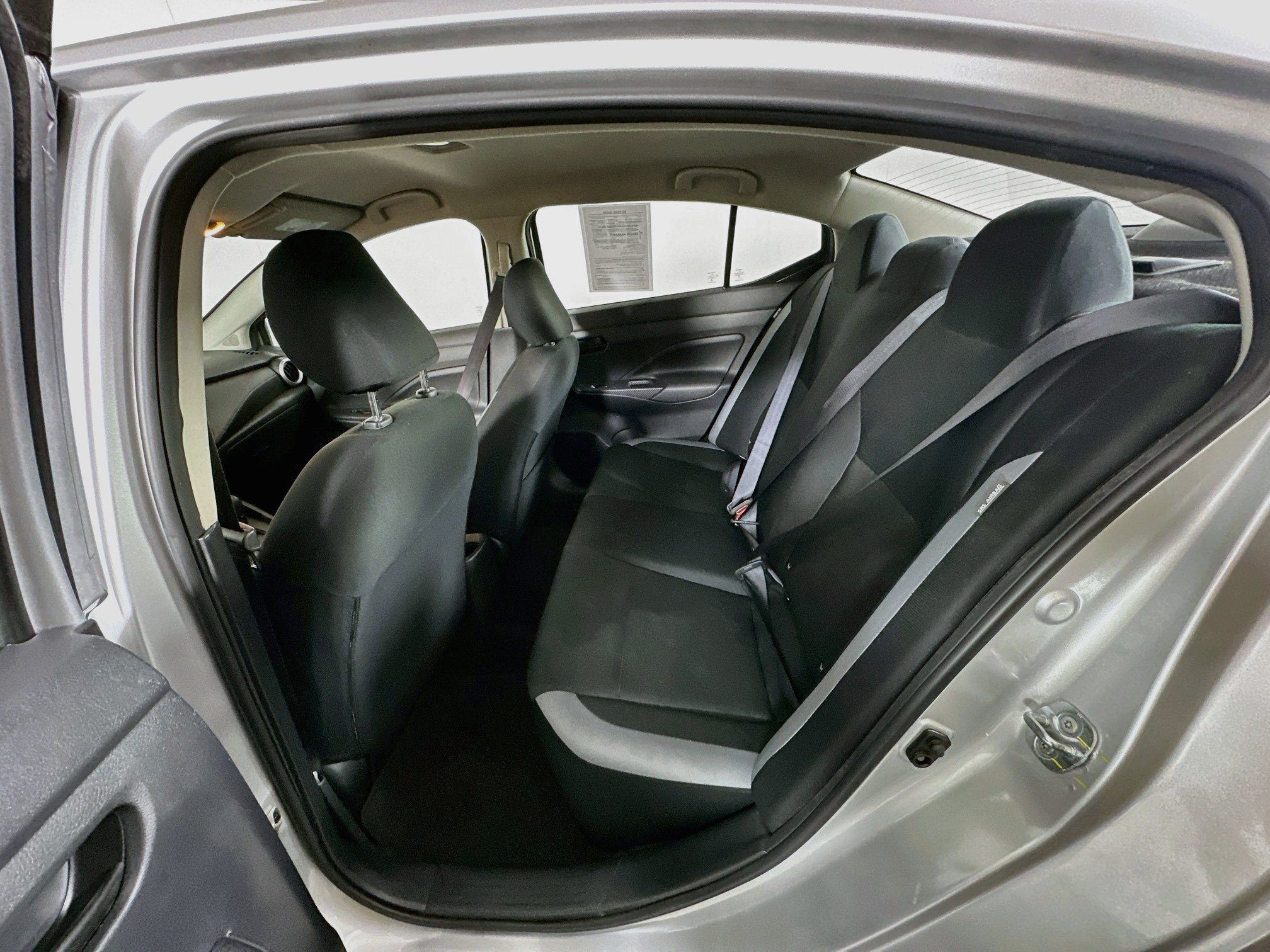 Used 2025 Nissan Versa S FWD image 25