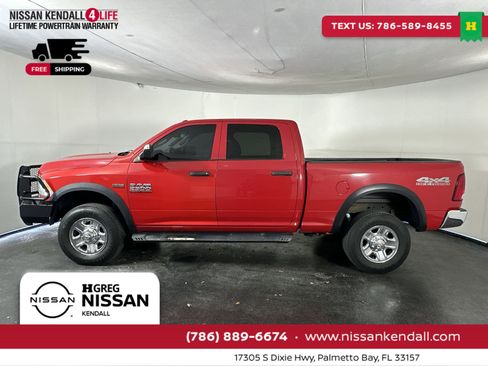 Used 2018 RAM 2500 Tradesman w/ Chrome Appearance Group image 7