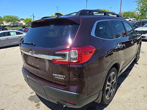 Used 2024 Subaru Ascent Touring AWD/4WD image 3