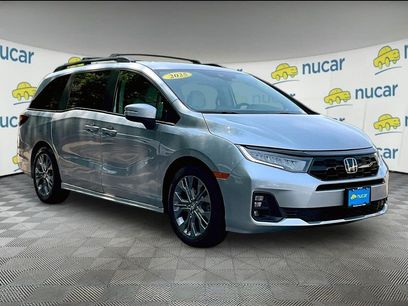 Used 2025 Honda Odyssey Touring
