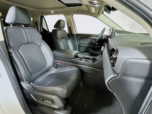 Used 2025 Honda Pilot Elite image 29