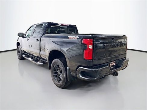 Used 2021 Chevrolet Silverado 1500 LT Trail Boss w/ Convenience Package II image 9
