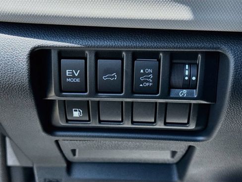 New 2026 Subaru Forester Touring AWD/4WD image 11