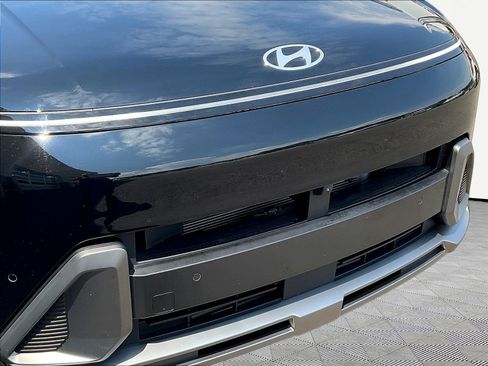 Used 2024 Hyundai Kona Limited AWD/4WD image 33