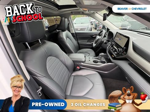 Used 2025 Toyota Highlander XLE AWD/4WD image 30