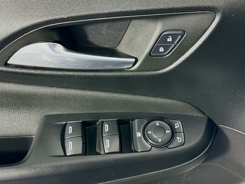 Used 2024 Buick Envista Preferred FWD image 24