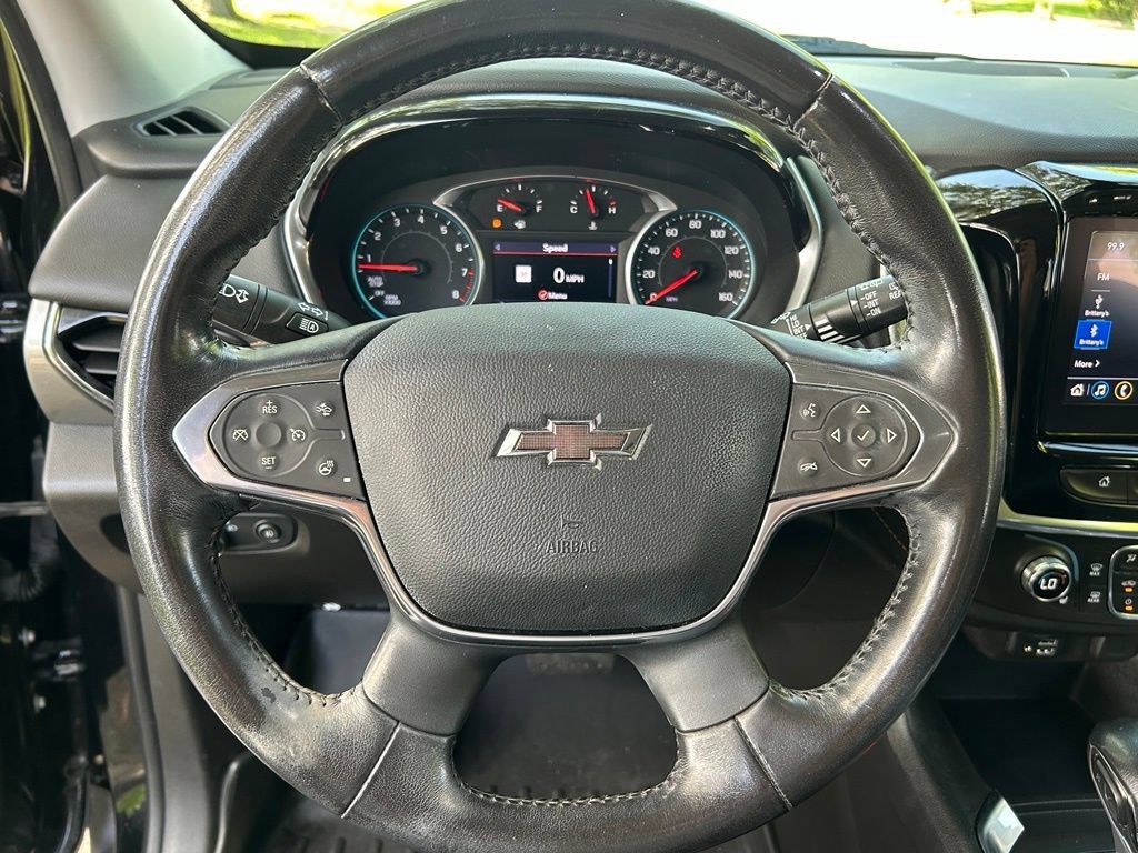 Used 2021 Chevrolet Traverse RS FWD image 20