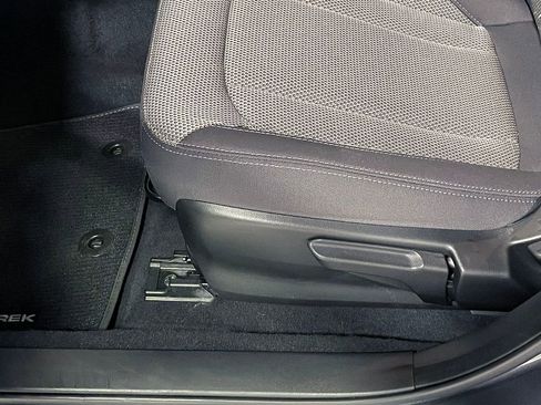 Used 2024 Subaru Crosstrek 2.0i Premium image 19
