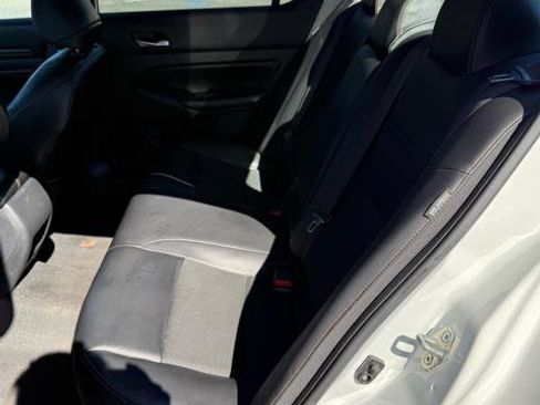 Used 2021 Nissan Altima 2.5 SR image 9