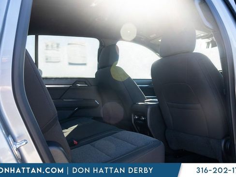 Used 2025 GMC Acadia Elevation image 22