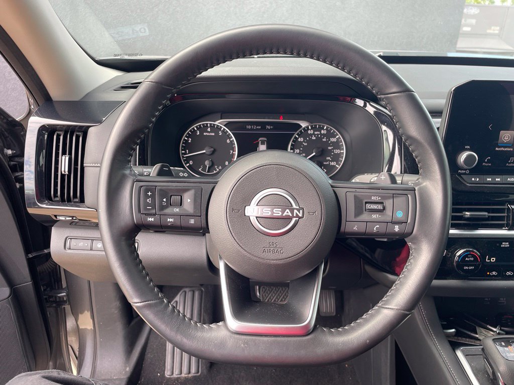 Used 2025 Nissan Pathfinder SV FWD image 7