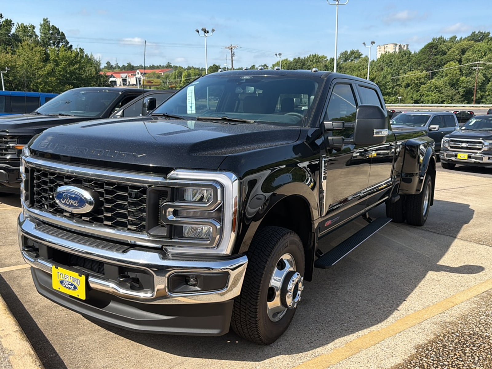 New 2026 Ford F350 Lariat AWD/4WD image 24