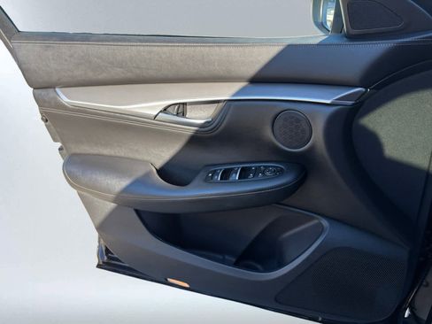 Used 2023 INFINITI QX55 Luxe w/ Cargo Package image 15