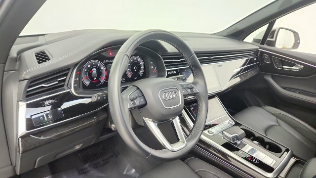 Used 2025 Audi Q7 3.0T Prestige w/ Prestige Package AWD/4WD image 47