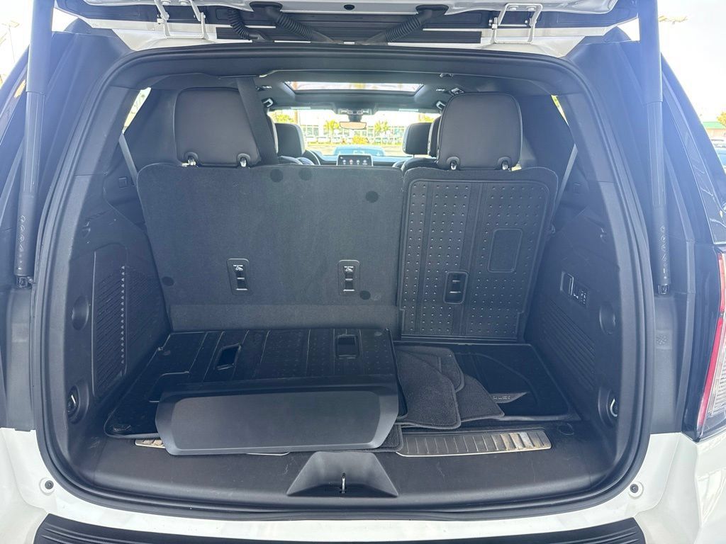 Used 2021 Chevrolet Tahoe High Country RWD image 24