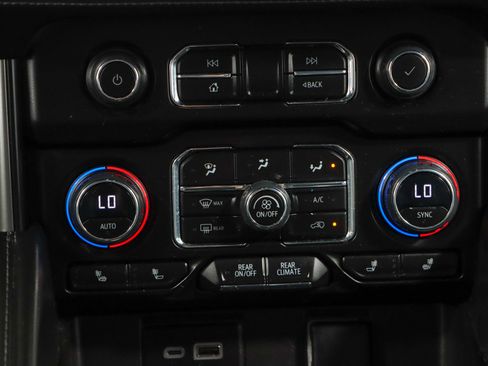 Used 2023 Chevrolet Tahoe LT image 21