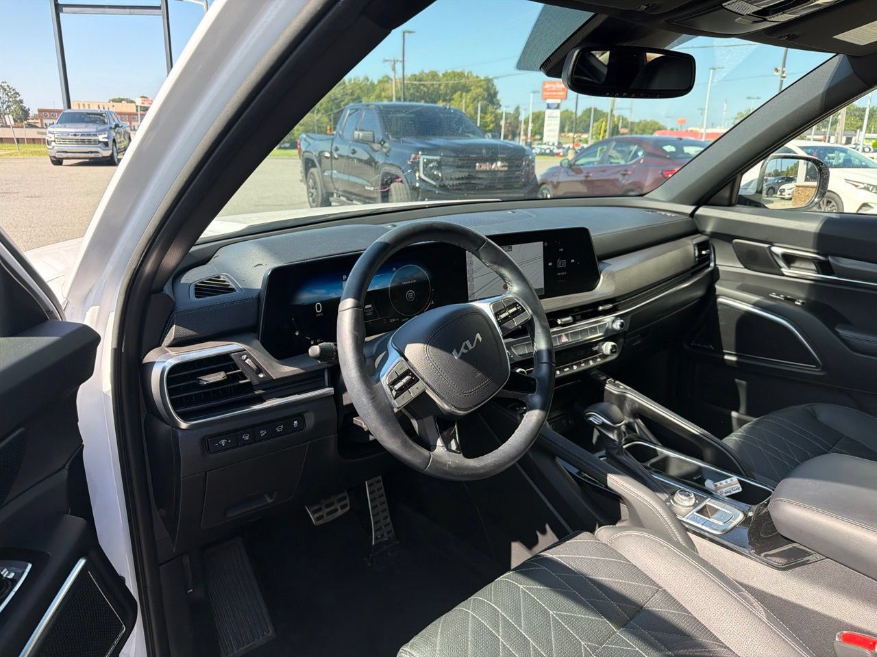 Used 2024 Kia Telluride SX X-Line AWD/4WD image 4