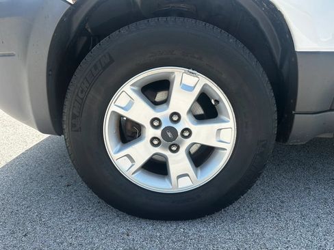 Used 2007 Ford Escape XLT FWD image 10