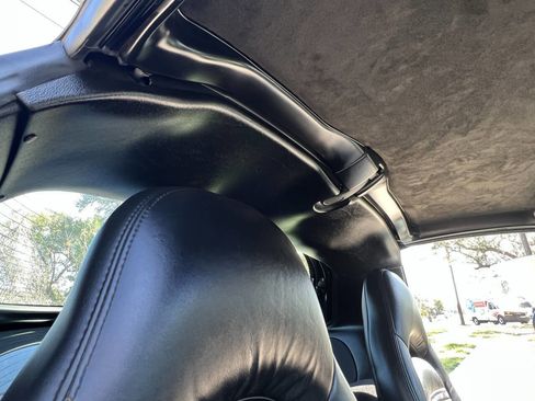 Used 2001 Chevrolet Corvette Coupe w/ Preferred Equipment Group2 image 37