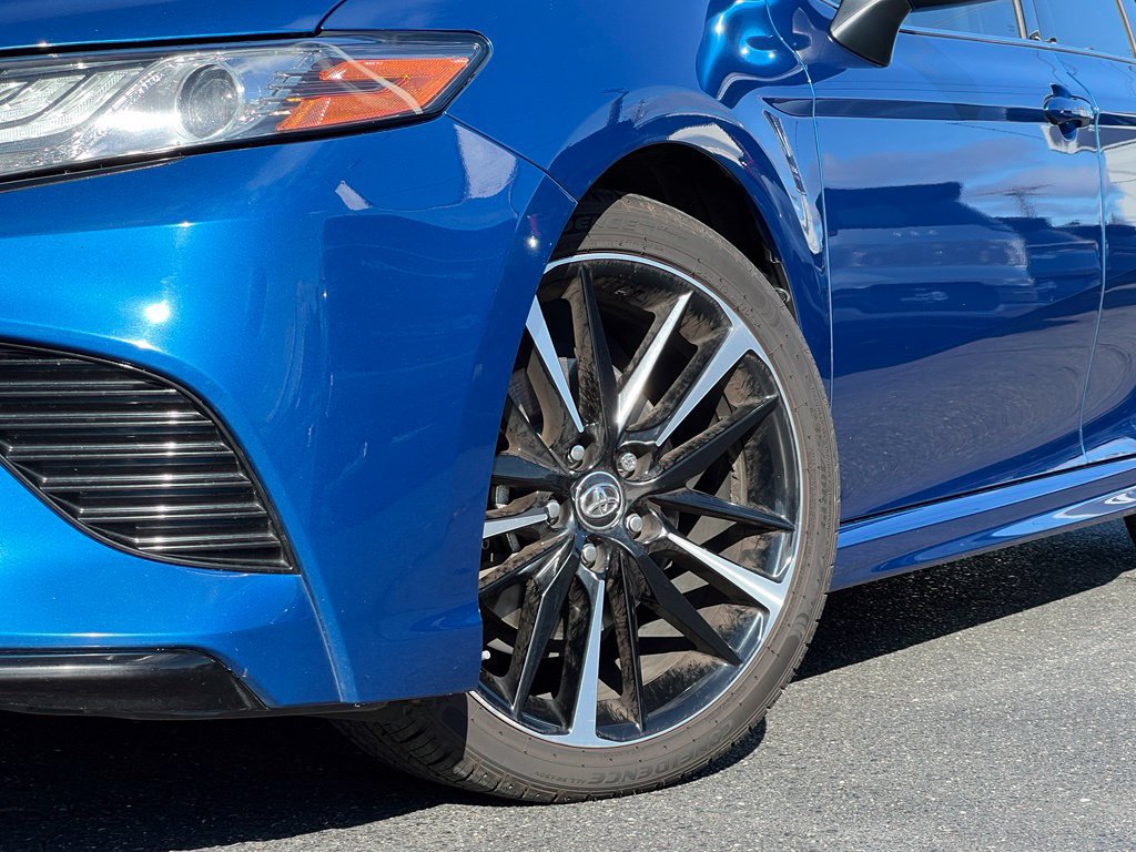 Used 2019 Toyota Camry XSE w/ Navigation Package FWD image 2