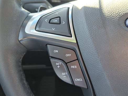 Used 2018 Ford Edge Titanium w/ Equipment Group 301A image 12