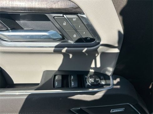 New 2025 Chevrolet Silverado 1500 LTZ image 24