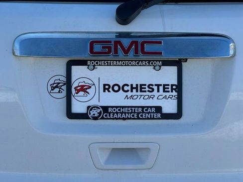 Used 2016 GMC Acadia SLE image 47