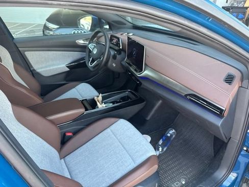 Used 2025 Volkswagen ID.4 Pro AWD/4WD image 5