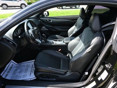Used 2018 INFINITI Q60 3.0t Luxe image 24