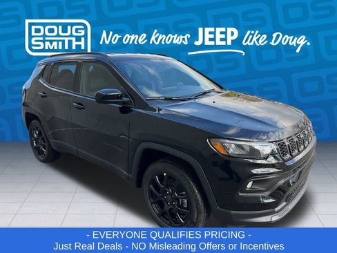 New 2026 Jeep Compass Latitude image 7