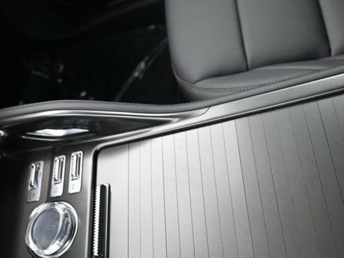 New 2026 Lincoln Nautilus Premier image 24