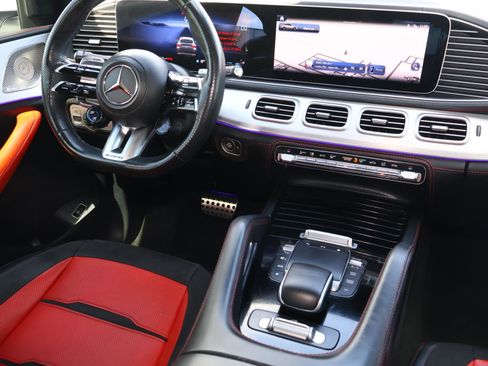 Used 2024 Mercedes-Benz GLE 53 AMG 4MATIC Coupe w/ Driver Assistance Package image 10