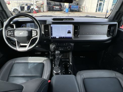 Used 2022 Ford Bronco Outer Banks image 23