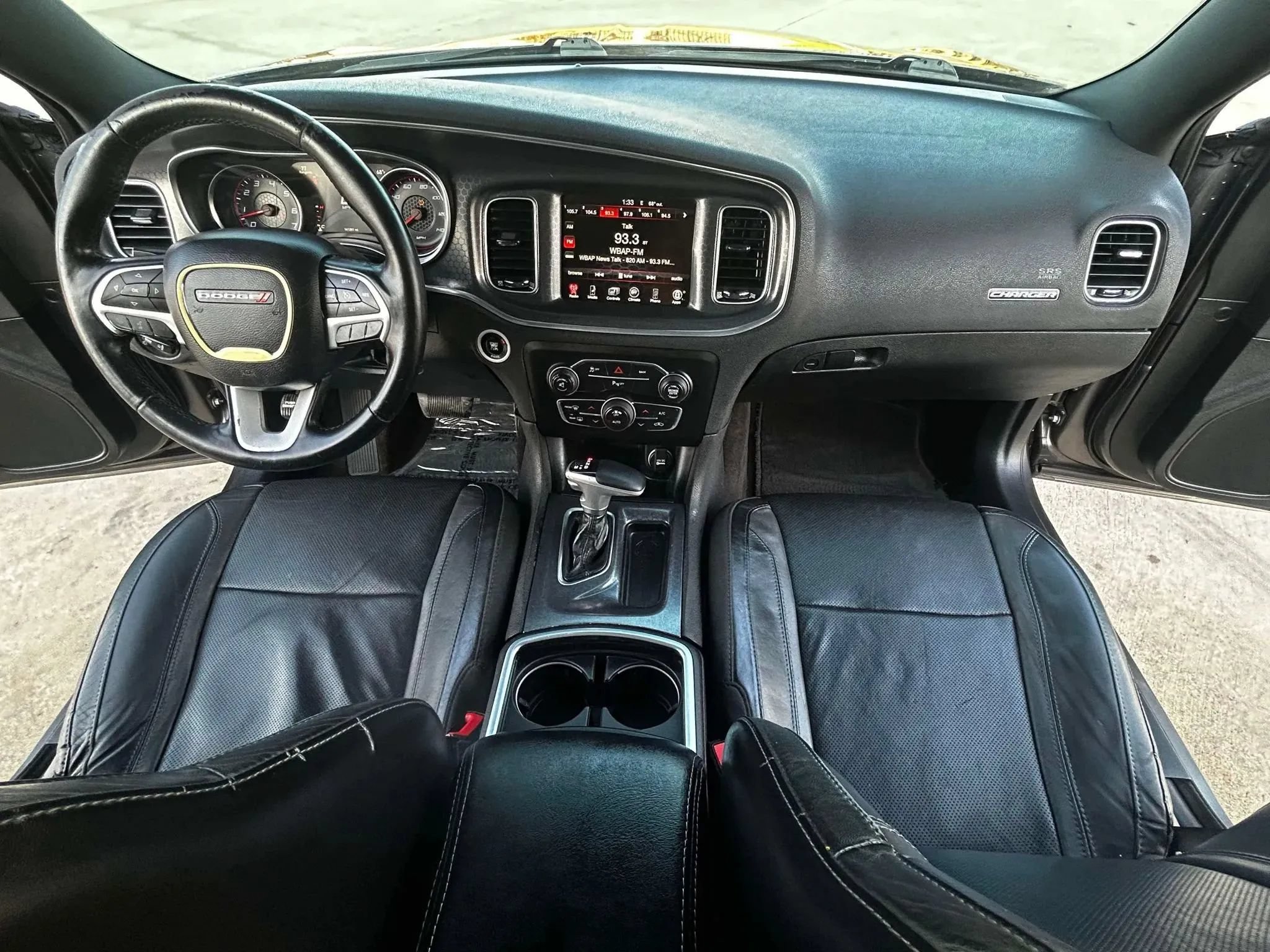 Used 2015 Dodge Charger SXT w/ Plus Group RWD image 17