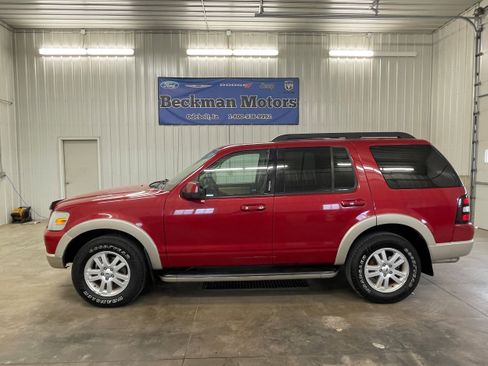 Used 2010 Ford Explorer Eddie Bauer image 2