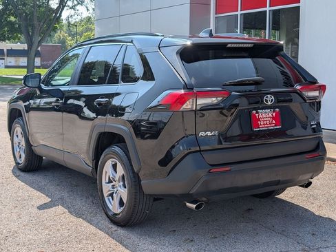 Certified 2025 Toyota RAV4 XLE AWD/4WD image 5