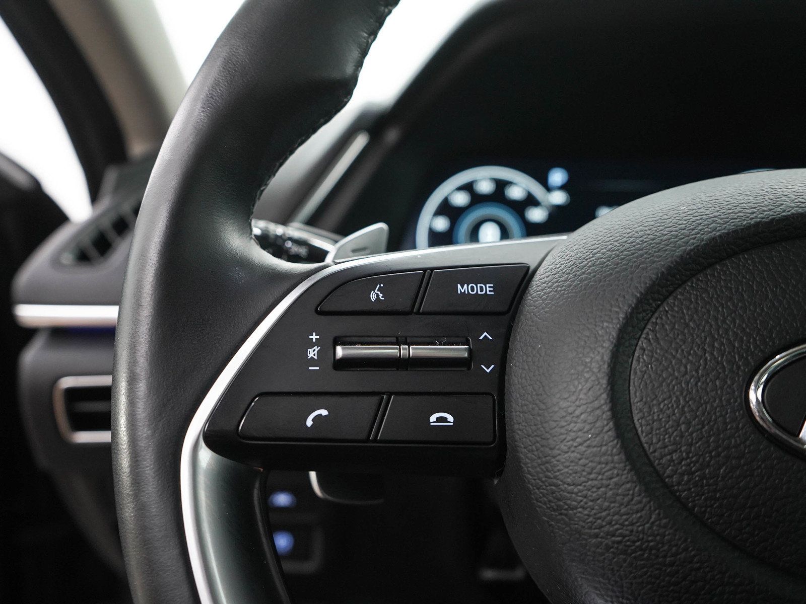 Used 2022 Hyundai Sonata Limited FWD image 25
