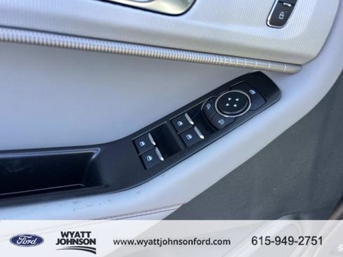 New 2026 Ford Explorer Active RWD image 24
