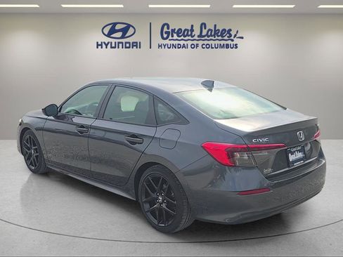 Used 2023 Honda Civic Sport image 7
