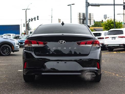 Used 2019 Hyundai Sonata SEL w/ Tech Package 02 FWD image 9