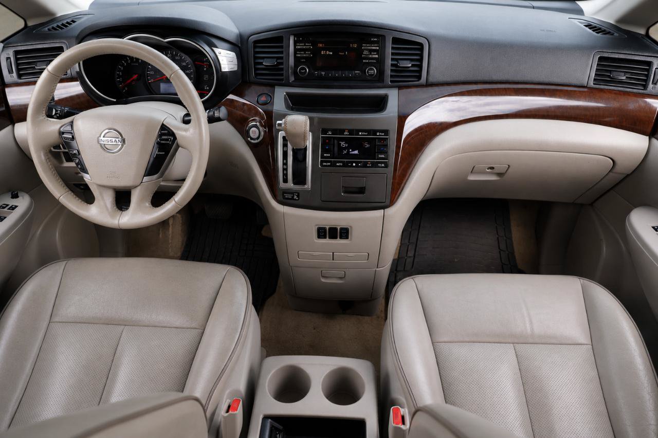 Used 2014 Nissan Quest SL FWD image 2