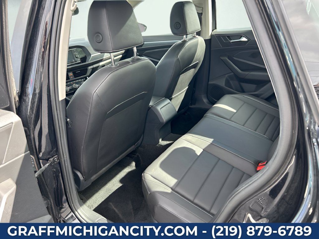 Used 2024 Volkswagen Jetta SE FWD image 30